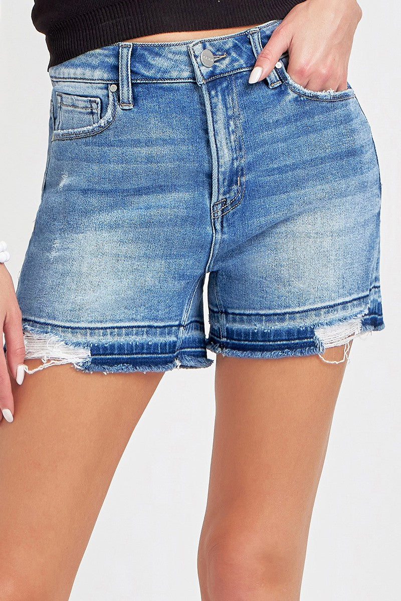 Summer Staple Shorts - Medium Wash