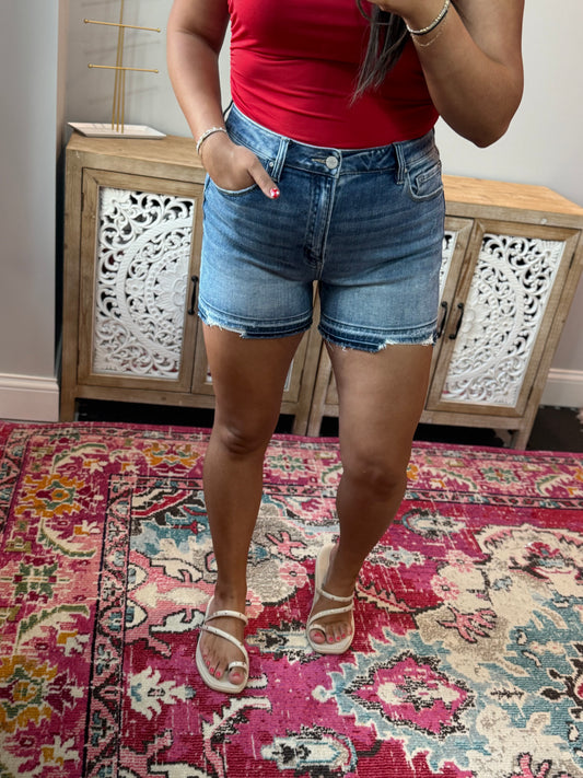 Summer Staple Shorts - Medium Wash