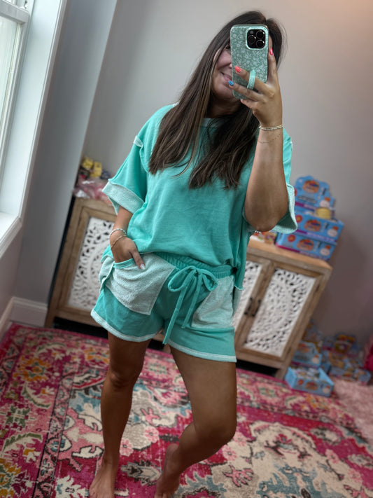 Oversized Reverse Contrast Set - Mint
